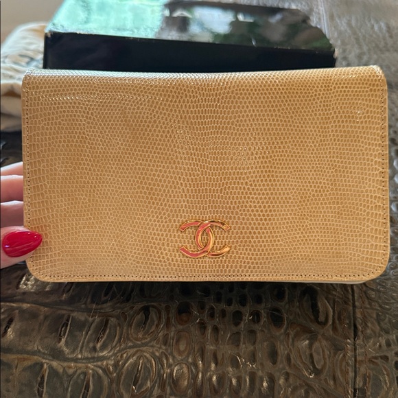 Chanel 1986 WOC Classic Flap and Clutch Khaki Faux Lizard Skin Bag - Picture 4 of 17